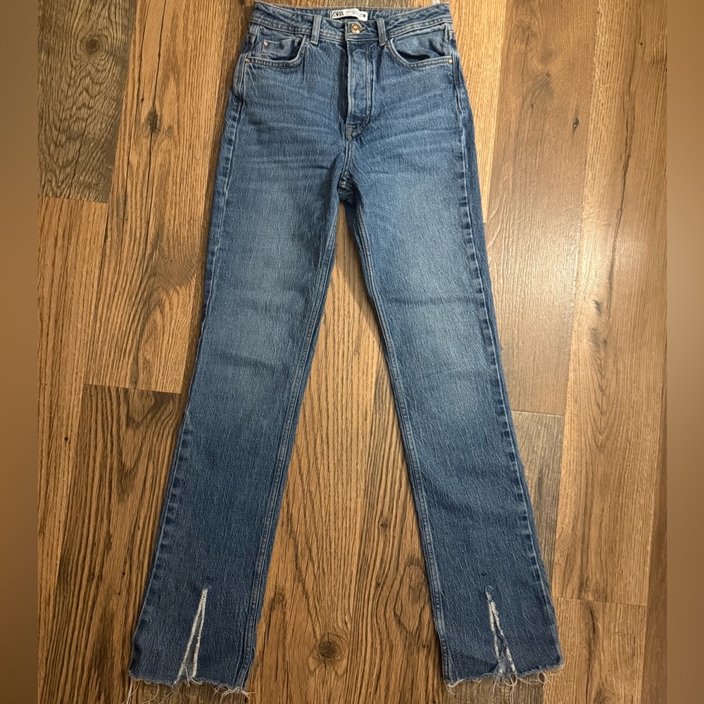 Zara Straight Leg Blue Jeans